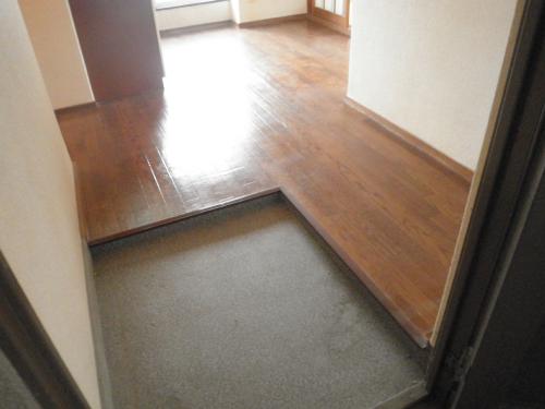 大成マンション 玄関も広々しています。