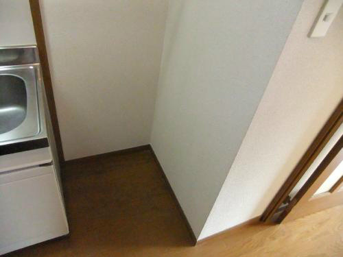 ラフィーネ住之江 ラフィーネ住之江　207　冷蔵庫置場1_500.jpg