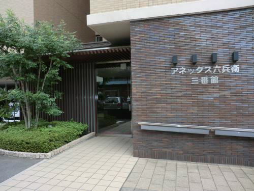 アネックス六兵衛三番館 アネックス六兵衛三番館　エントランス1_500.jpg