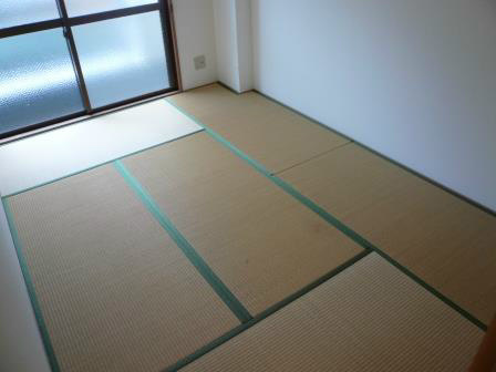 ヴィアンテ住之江 和室 (4).jpg