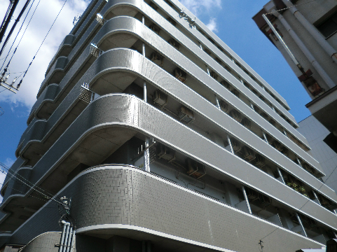シュテルンパラスト鈴栄 外観2.jpg