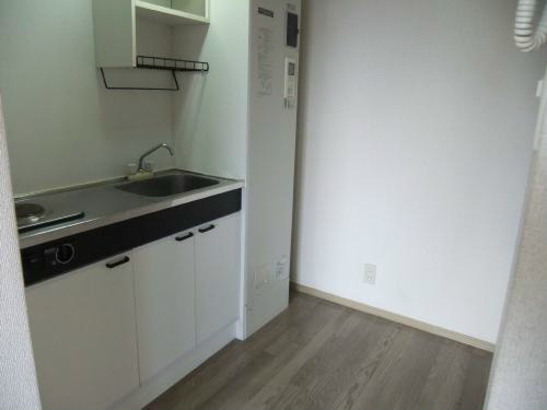 プレミールK住之江 207 キッチン2_500.jpg