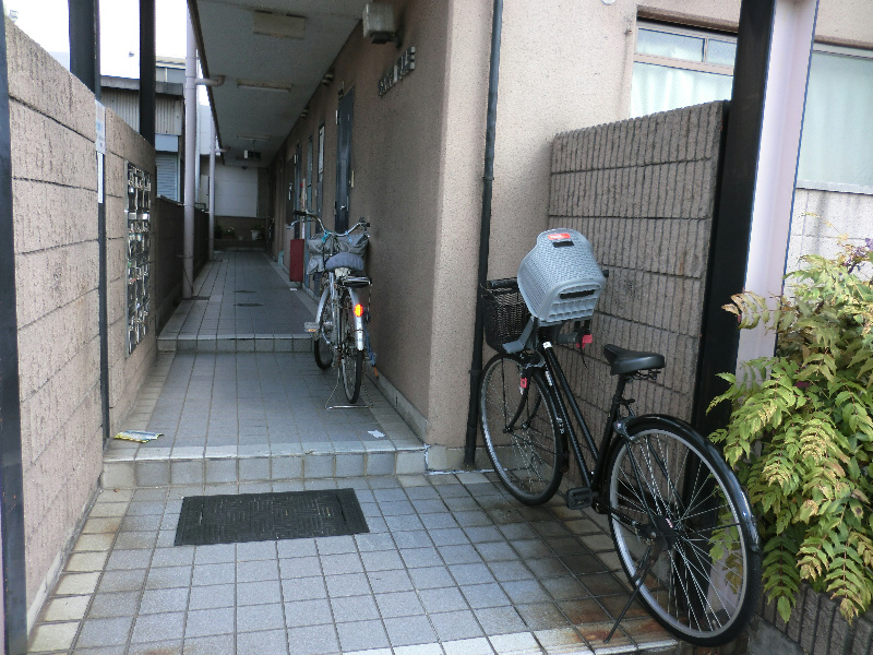サンハイツマルミ エントランス1.jpg